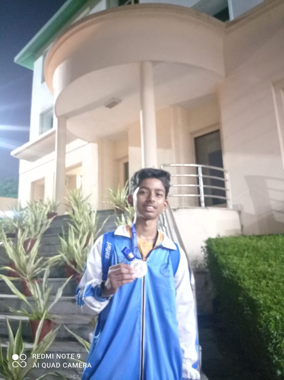 LAWN TENNIS